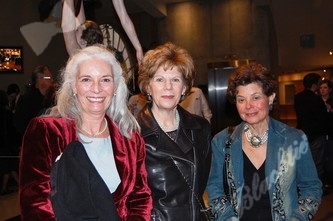 Blacktie | Photos | Mary Kinsey, left, with Carol Sobel and Estelle Meskin